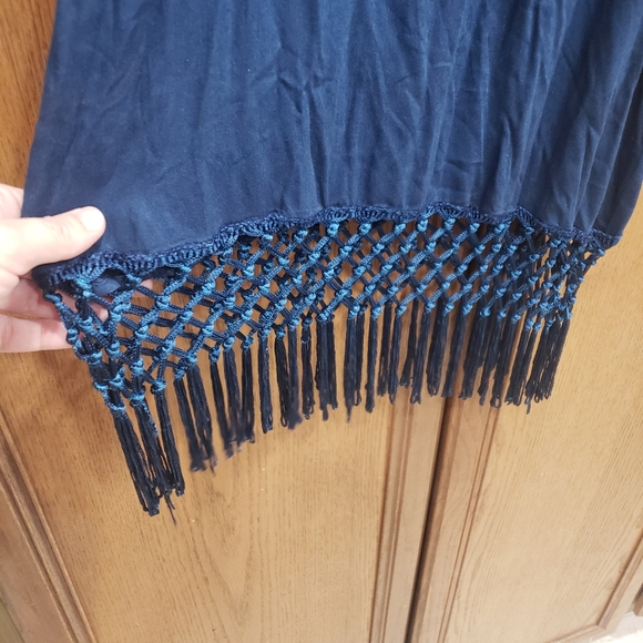 Mud pie s keyhole back tie closure crocheted hem with cascading tassels - Picture 2 of 7